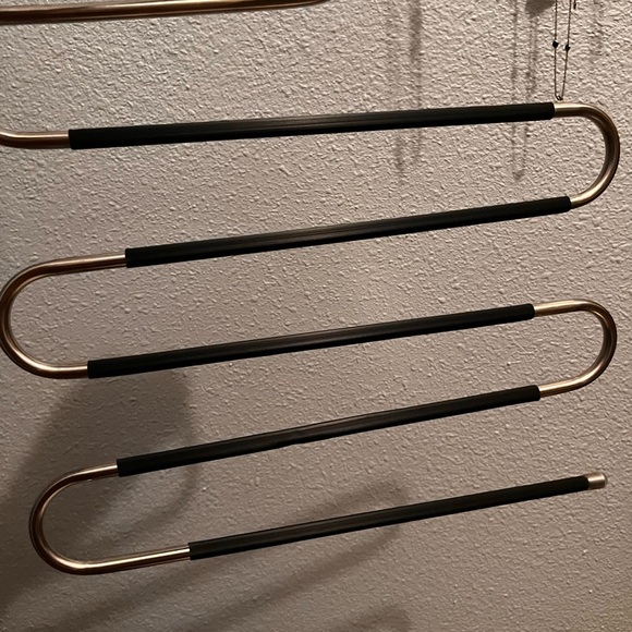 S-Shape Hangers 4 Pack, 5 Layer Stainless Steel High Quality Hangers - Picture 12 of 14